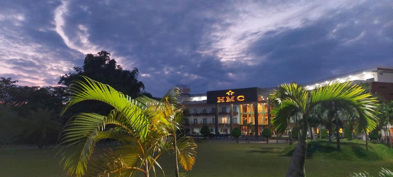 Hotel Mechi Crown Kakarvitta Ngoại thất bức ảnh