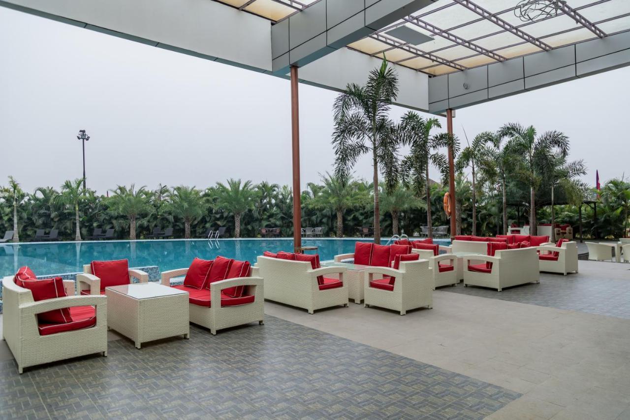 Hotel Mechi Crown Kakarvitta Ngoại thất bức ảnh