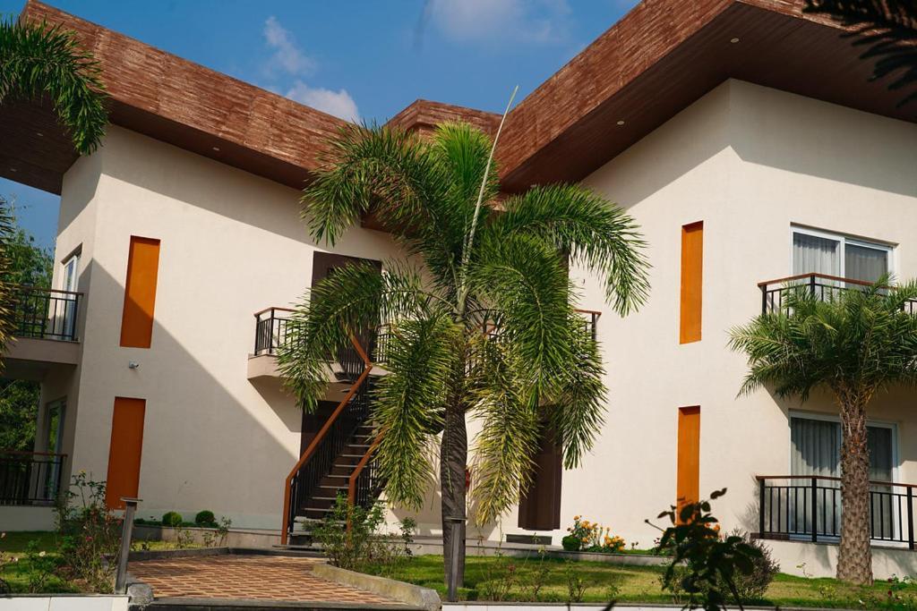 Hotel Mechi Crown Kakarvitta Ngoại thất bức ảnh